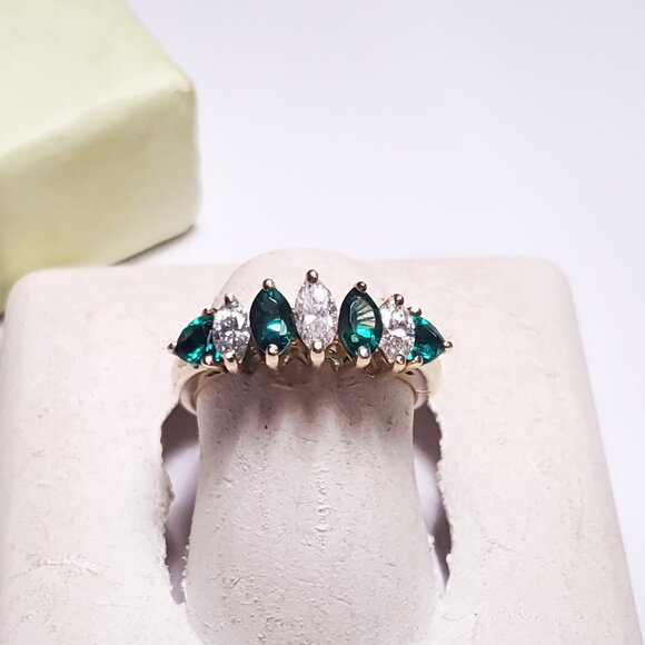 Estate 1.16ctw Natural Mq Dia &Lab Created Emerald 14Kt YG Anniversary Ring23118 - Picture 1 of 6